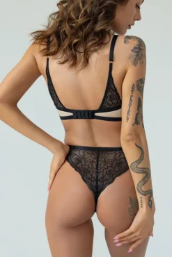 Polski Beżowe Stringi LIME