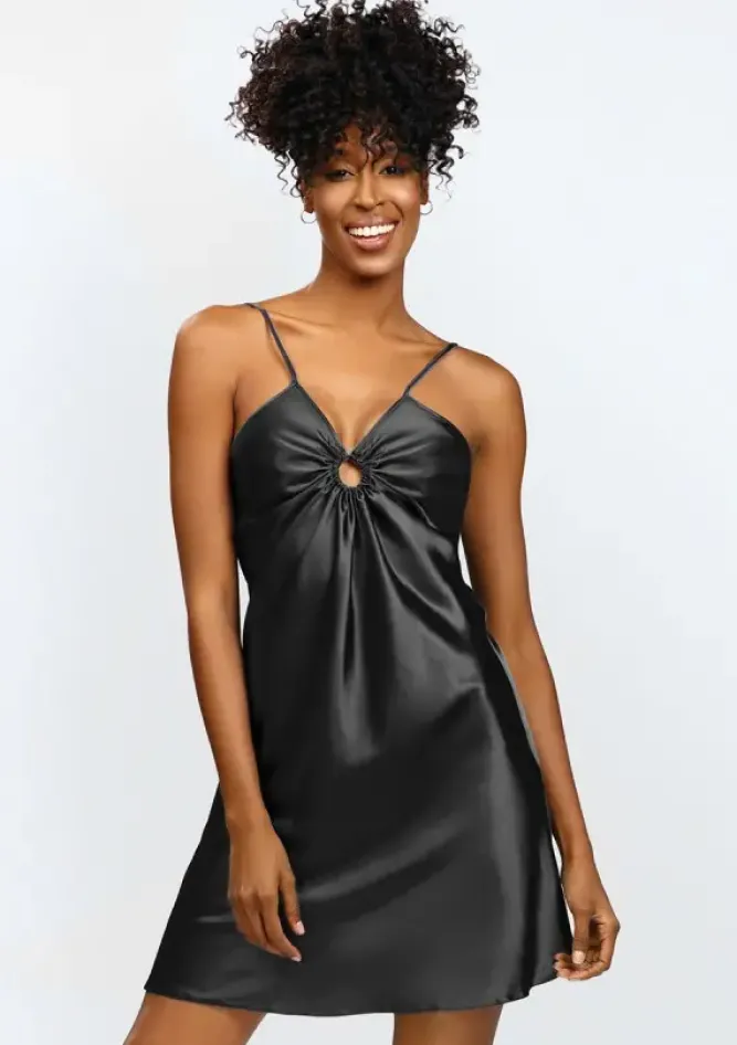 Polski Czarna Halka satynowa KAMARIA