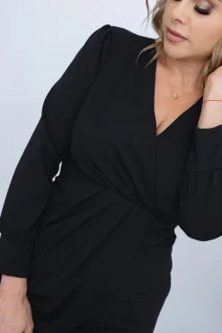 Włoski Czarna Sukienka z marszczeniem VISTERO