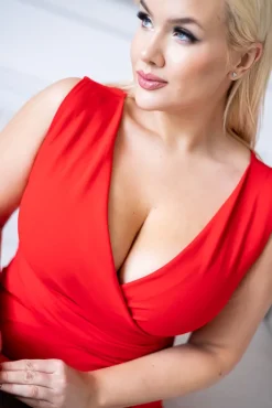 Włoski Czerwona Sukienka kopertowa KENTI