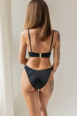 Polski Figi od stroju kąpielowego PORTOFINO Bikini