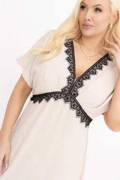 Włoski Jasnobeżowa Sukienka GRENMI