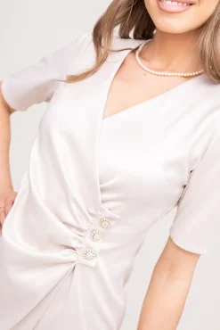 Polski Jasnobeżowa Sukienka z falbaną TEGIA