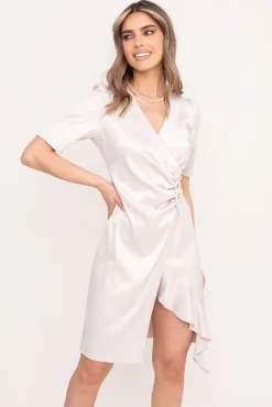 Polski Jasnobeżowa Sukienka z falbaną TEGIA