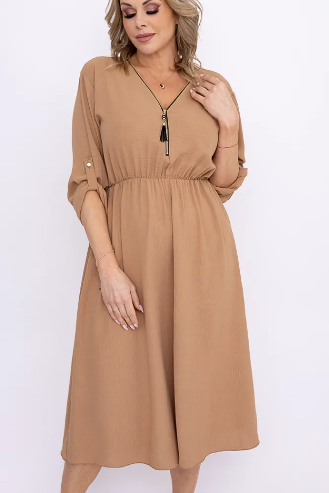 Włoski Jasnobrązowa Sukienka z rozsuwanym dekoltem VERSINA